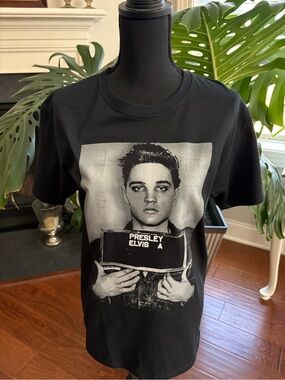 Elvis Presley Black Graphic Short Sleeve Tee